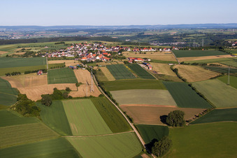 Photographie aérienne de Vue sur le village à le quartier Langenthal in Trendelburg dans le département Hesse, Allemagne