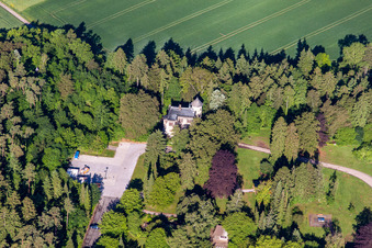 Centre de formation du parc industriel métallurgique WBS à Beverungen dans le département Rhénanie du Nord-Westphalie, Allemagne hors des airs