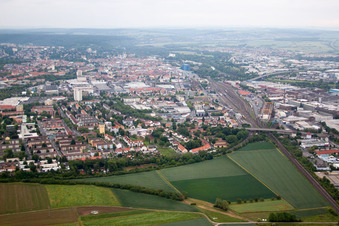 Vue aérienne de Oberndorf à Schweinfurt dans le département Bavière, Allemagne