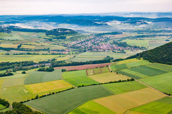 Vue aérienne de Du sud-ouest à le quartier Diebach in Hammelburg dans le département Bavière, Allemagne