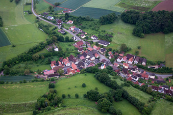 Vue aérienne de Quartier Weickersgrüben in Gräfendorf dans le département Bavière, Allemagne