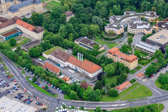 Hôpital de psychiatrie, de psychothérapie et de médecine psychosomatique Schloss Werneck à Werneck dans le département Bavière, Allemagne hors des airs