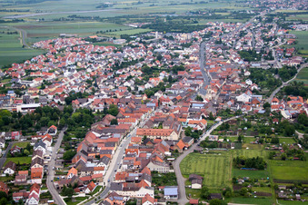 Vue oblique de Bergrheinfeld dans le département Bavière, Allemagne