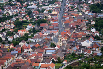 Vue aérienne de B26 à Bergrheinfeld dans le département Bavière, Allemagne