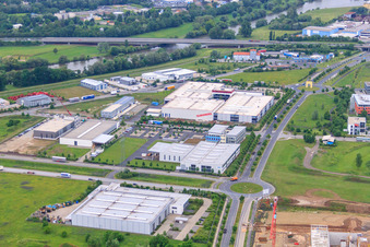 Vue aérienne de Zone industrielle Maintal Europa-Allee avec Sram Deutschland GmbH à le quartier Oberndorf in Schweinfurt dans le département Bavière, Allemagne