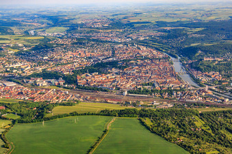 Photographie aérienne de Entre la gare centrale et le Main à le quartier Altstadt in Würzburg dans le département Bavière, Allemagne