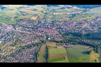 Photographie aérienne de Vue des rues et des maisons dans les quartiers résidentiels à Buchen dans le département Bade-Wurtemberg, Allemagne