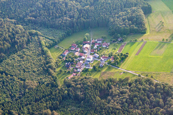 Vue aérienne de Quartier Oberdielbach in Waldbrunn dans le département Bade-Wurtemberg, Allemagne