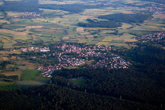 Vue aérienne de Du nord à Neunkirchen dans le département Bade-Wurtemberg, Allemagne