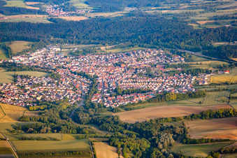 Vue aérienne de Du sud à le quartier Baiertal in Wiesloch dans le département Bade-Wurtemberg, Allemagne