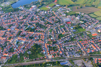 Vue aérienne de Au Salbach à Philippsburg dans le département Bade-Wurtemberg, Allemagne