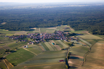 Vue aérienne de Salmbach dans le département Bas Rhin, France