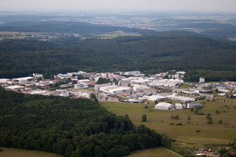 Vue aérienne de Quartier Im Stockmädle in Karlsbad dans le département Bade-Wurtemberg, Allemagne