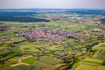 Vue aérienne de Quartier Kuppingen in Herrenberg dans le département Bade-Wurtemberg, Allemagne