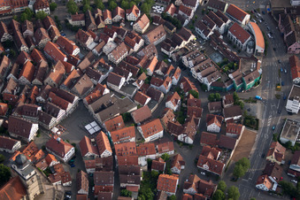 Vue aérienne de Hirschplan vers la place du marché à Herrenberg dans le département Bade-Wurtemberg, Allemagne