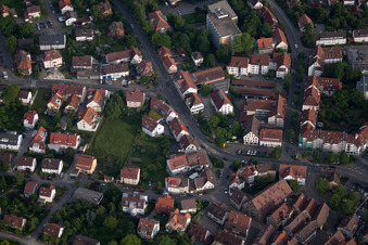 Vue aérienne de Rue Wilhelm x Tübingen à Herrenberg dans le département Bade-Wurtemberg, Allemagne