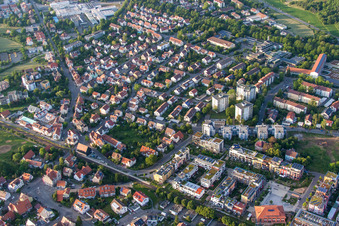 Vue aérienne de Quartier Derendingen in Tübingen dans le département Bade-Wurtemberg, Allemagne