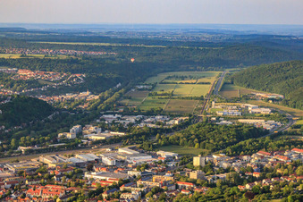 Vue aérienne de Vallée du Neckar en montgolfière à Tübingen dans le département Bade-Wurtemberg, Allemagne