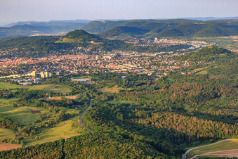 Vue aérienne de Vue de la ville depuis le sud-ouest à Reutlingen dans le département Bade-Wurtemberg, Allemagne