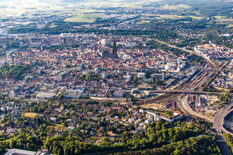 Vue aérienne de VILLE à le quartier Mitte in Ulm dans le département Bade-Wurtemberg, Allemagne