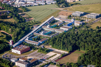 Photographie aérienne de Campus universitaire Ulm avec Institut des composants et circuits électroniques à le quartier Eselsberg in Ulm dans le département Bade-Wurtemberg, Allemagne