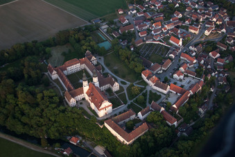 Photographie aérienne de Obermarchtal dans le département Bade-Wurtemberg, Allemagne