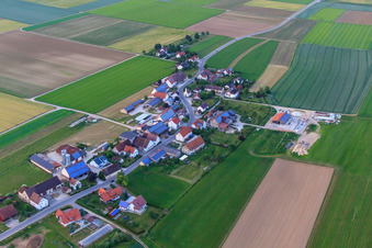 Vue aérienne de Chemin du lactosérum à le quartier Schlechtenfeld in Ehingen dans le département Bade-Wurtemberg, Allemagne
