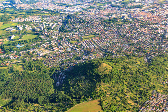 Vue aérienne de Vue de la ville derrière Georgenberg à Reutlingen dans le département Bade-Wurtemberg, Allemagne