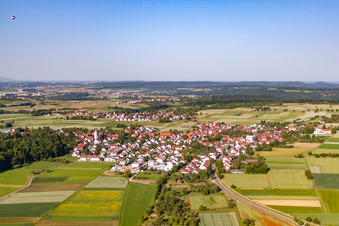 Vue aérienne de Quartier Mähringen in Kusterdingen dans le département Bade-Wurtemberg, Allemagne