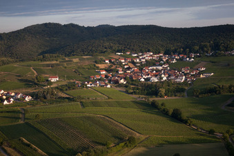 Quartier Gleiszellen in Gleiszellen-Gleishorbach dans le département Rhénanie-Palatinat, Allemagne vue d'en haut