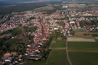 Herxheim bei Landau dans le département Rhénanie-Palatinat, Allemagne d'en haut