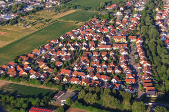Vue aérienne de À Einchelhorst à Herxheim bei Landau dans le département Rhénanie-Palatinat, Allemagne