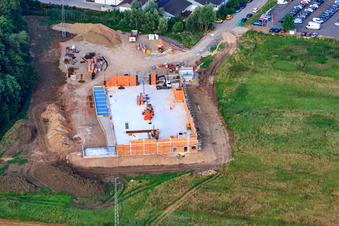 Nouveau bâtiment EDEKA dans la Lauterburger Straße à Kandel dans le département Rhénanie-Palatinat, Allemagne d'en haut