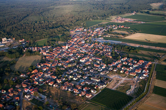 Niederrœdern dans le département Bas Rhin, France d'en haut
