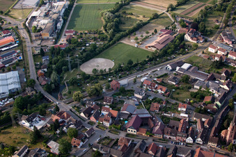 Eichstetten am Kaiserstuhl dans le département Bade-Wurtemberg, Allemagne vue du ciel
