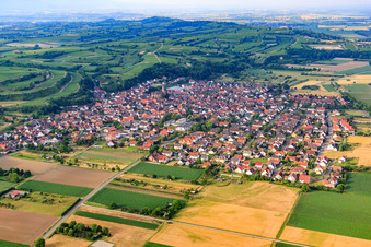 Vue aérienne de Vue du nord à Merdingen dans le département Bade-Wurtemberg, Allemagne