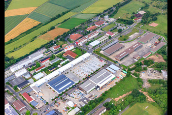 Vue aérienne de Zone industrielle Fulda Ouest sur une ancienne base de l'armée américaine sur Washingtonallee avec R+S Group GmbH et Uth GmbH à Fulda dans le département Hesse, Allemagne