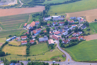 Vue aérienne de Rue Besgeser à le quartier Besges in Fulda dans le département Hesse, Allemagne