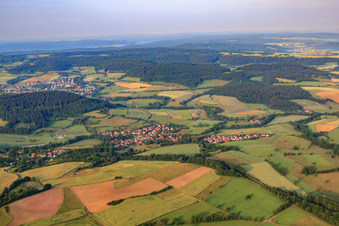 Vue aérienne de Vollmerz dans le département Hesse, Allemagne
