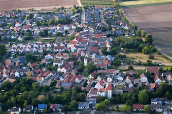 Quartier Schauernheim in Dannstadt-Schauernheim dans le département Rhénanie-Palatinat, Allemagne depuis l'avion