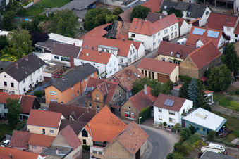 Quartier Bobenheim in Bobenheim-Roxheim dans le département Rhénanie-Palatinat, Allemagne d'en haut