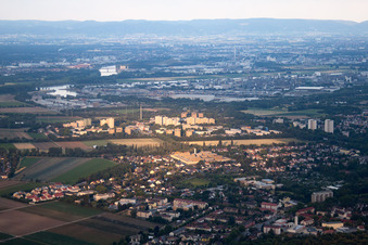 Quartier Pfingstweide in Ludwigshafen am Rhein dans le département Rhénanie-Palatinat, Allemagne depuis l'avion