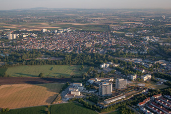 Enregistrement par drone de Terrain hospitalier de la BG Klinik Ludwigshafen à le quartier Oggersheim in Ludwigshafen am Rhein dans le département Rhénanie-Palatinat, Allemagne