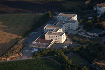 Vue d'oiseau de Quartier Oggersheim in Ludwigshafen am Rhein dans le département Rhénanie-Palatinat, Allemagne