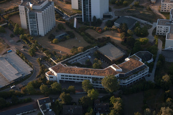 Quartier Oggersheim in Ludwigshafen am Rhein dans le département Rhénanie-Palatinat, Allemagne hors des airs