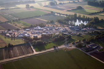 Vue aérienne de Aire de repos Serways A61-Dannstadt Ouest à le quartier Dannstadt in Dannstadt-Schauernheim dans le département Rhénanie-Palatinat, Allemagne