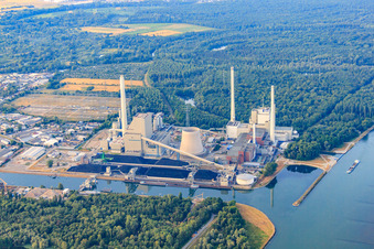 Vue aérienne de EnBW Energie Baden-Württemberg AG, centrale à vapeur du port du Rhin Karlsruhe de N à le quartier Daxlanden in Karlsruhe dans le département Bade-Wurtemberg, Allemagne