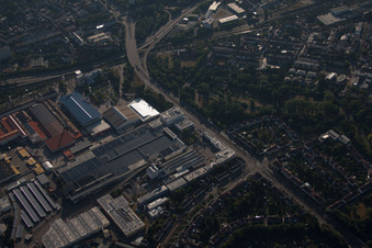 Vue aérienne de B36 à le quartier Grünwinkel in Karlsruhe dans le département Bade-Wurtemberg, Allemagne