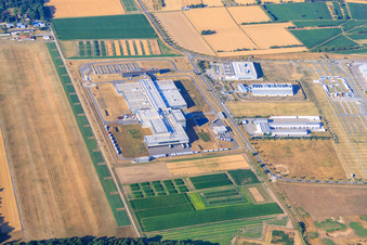 Vue aérienne de EDEKA Viande du Sud-Ouest à le quartier Silberstreifen in Rheinstetten dans le département Bade-Wurtemberg, Allemagne