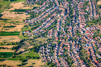 Quartier Langensteinbach in Karlsbad dans le département Bade-Wurtemberg, Allemagne depuis l'avion
